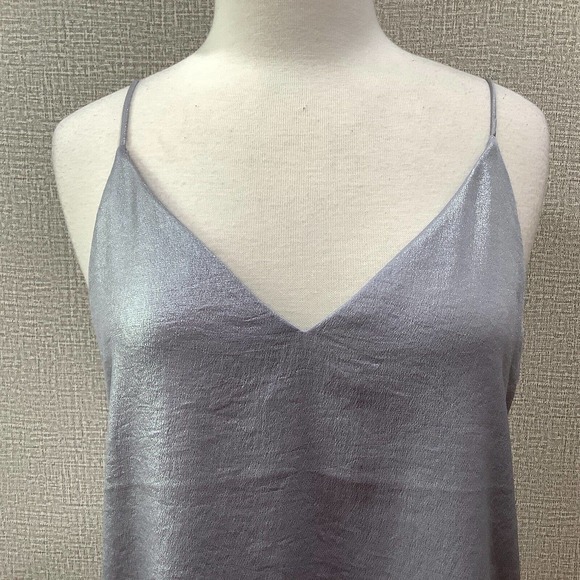 NWT Express Silver Sleeveless Evening Cami Top sz M Metallic Grey - Picture 2 of 6